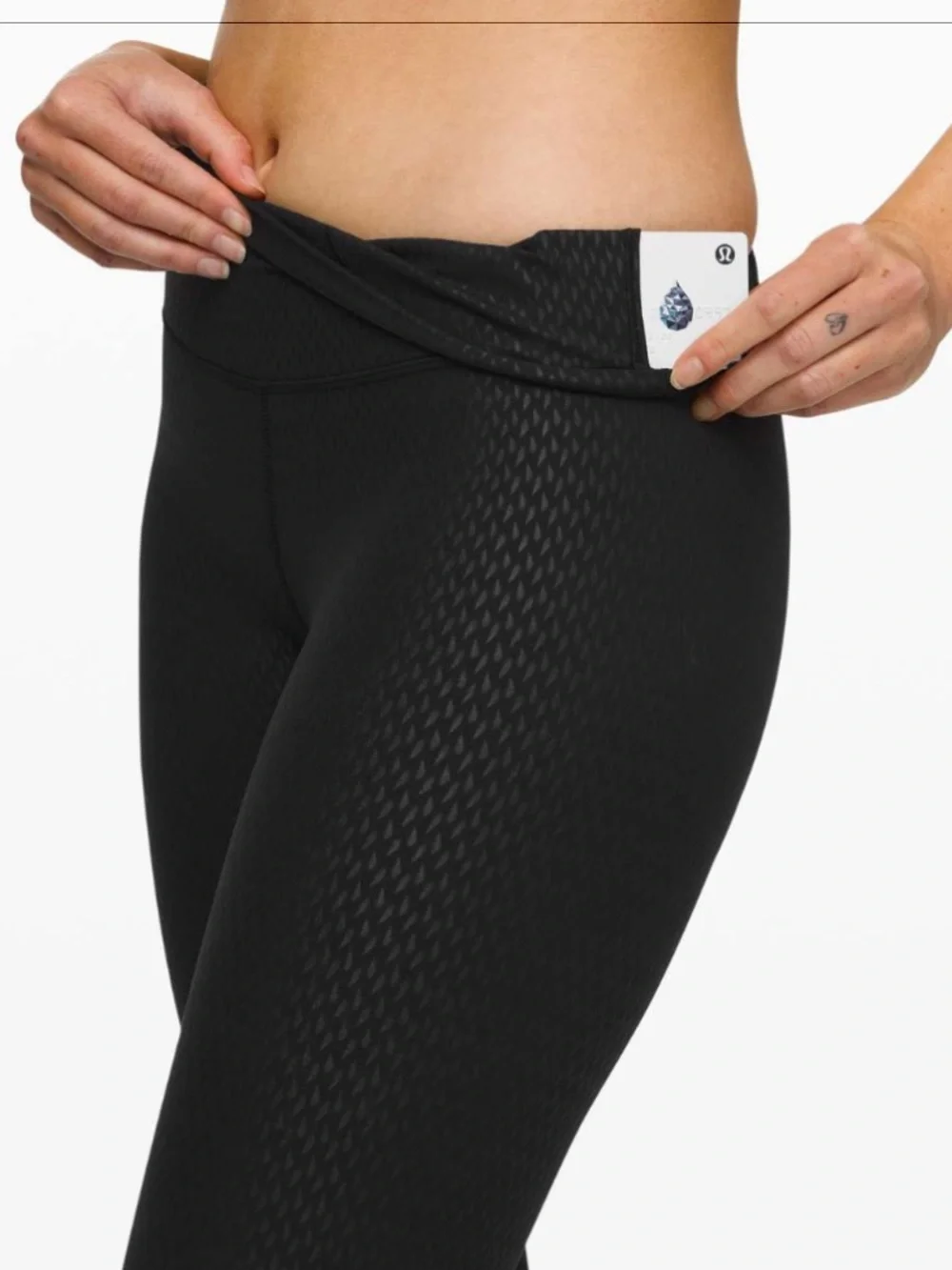 Lululemon Align Pant 28” Rare Diverge Emboss Black on Black – Size 4 Like New - Picture 5 of 13